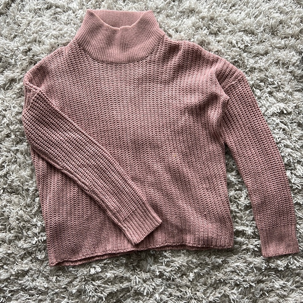 Light washed pink sweater !
